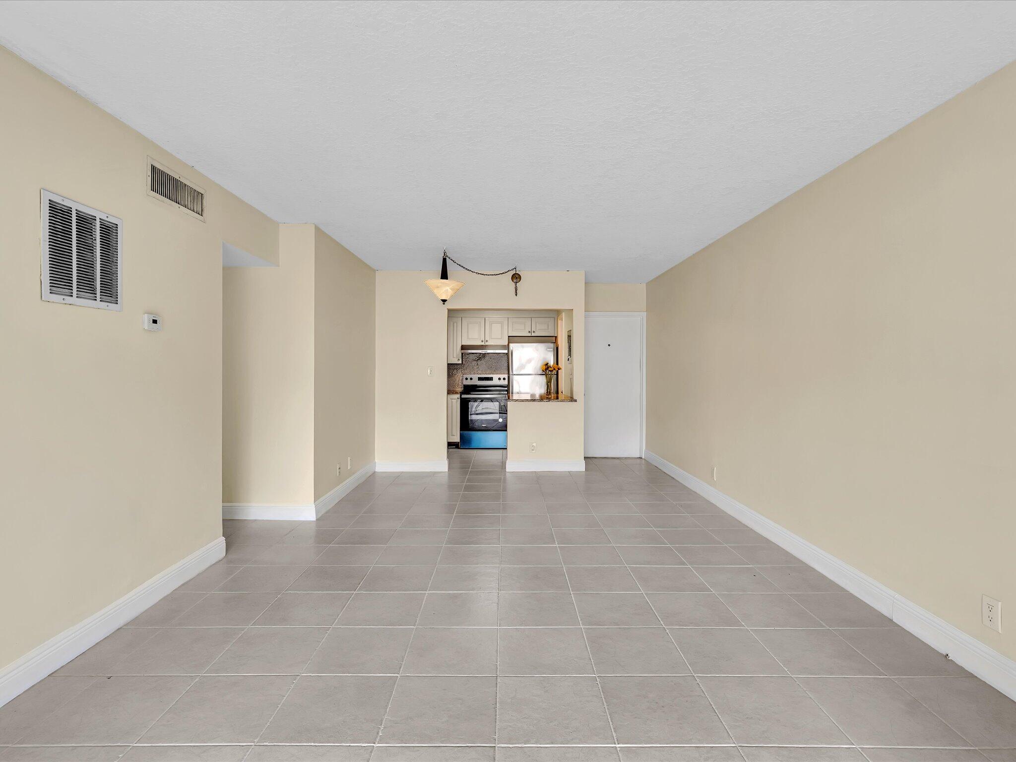 SPANISH OAKS CONDO - Residential Lease
