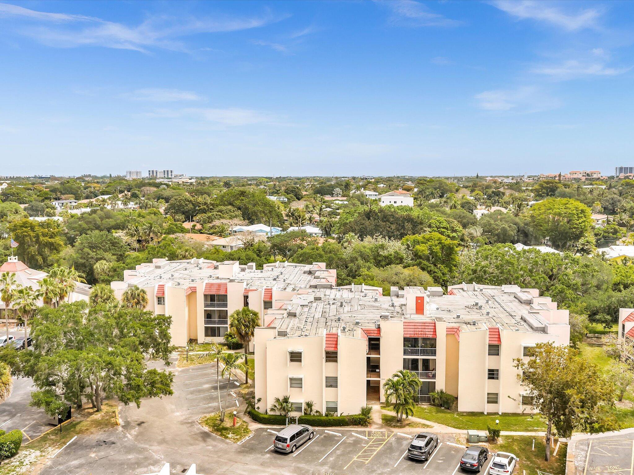 SPANISH OAKS CONDO - Residential Lease