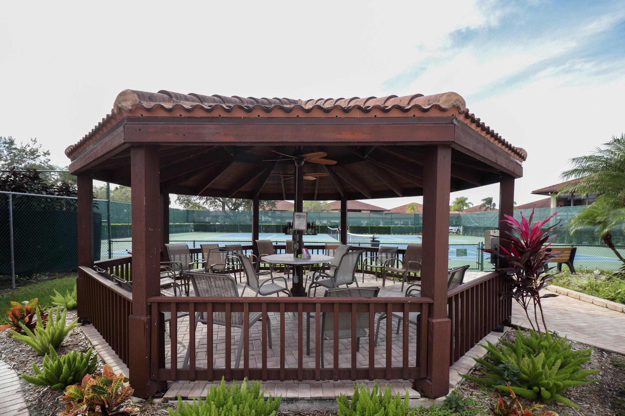 SOUTH RIVER VILLAGE CONDO - Residential