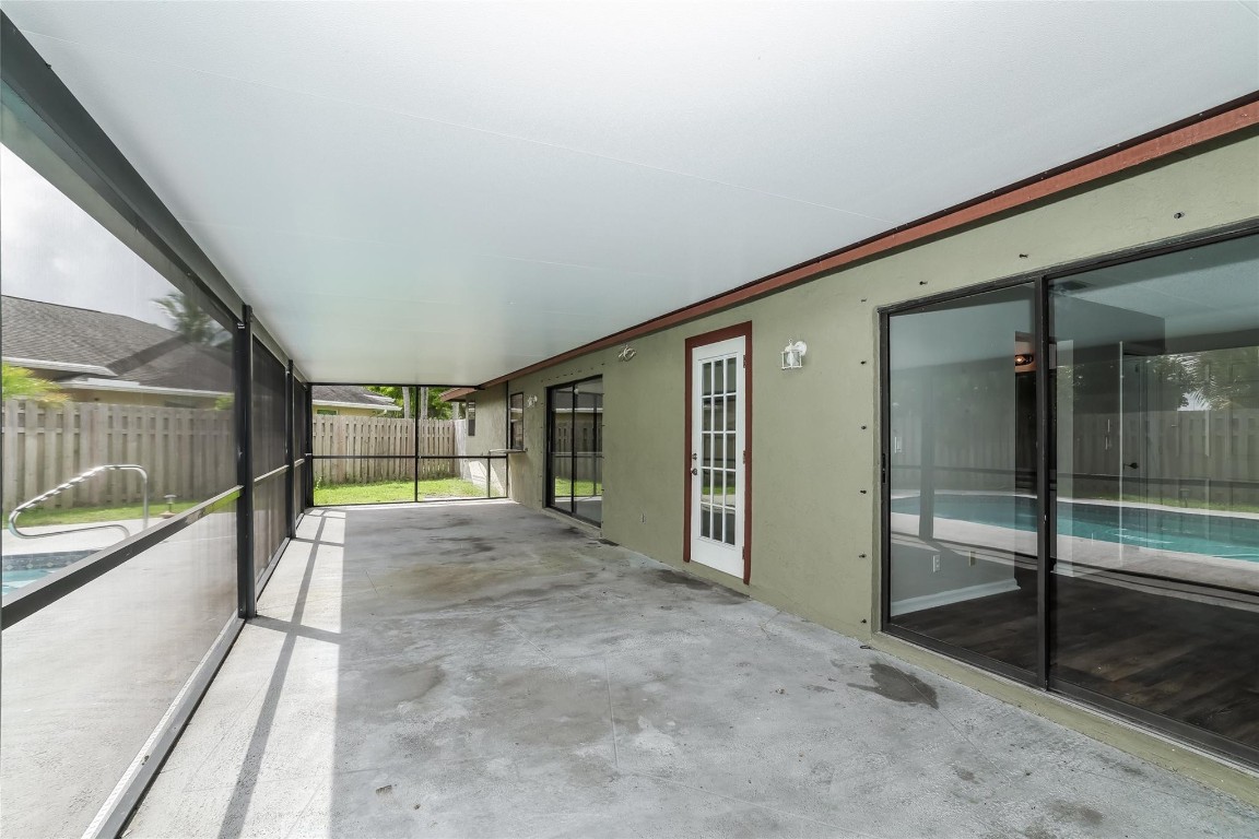 320 Sandpiper Avenue