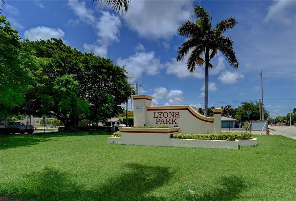 Lyons Park - Residential