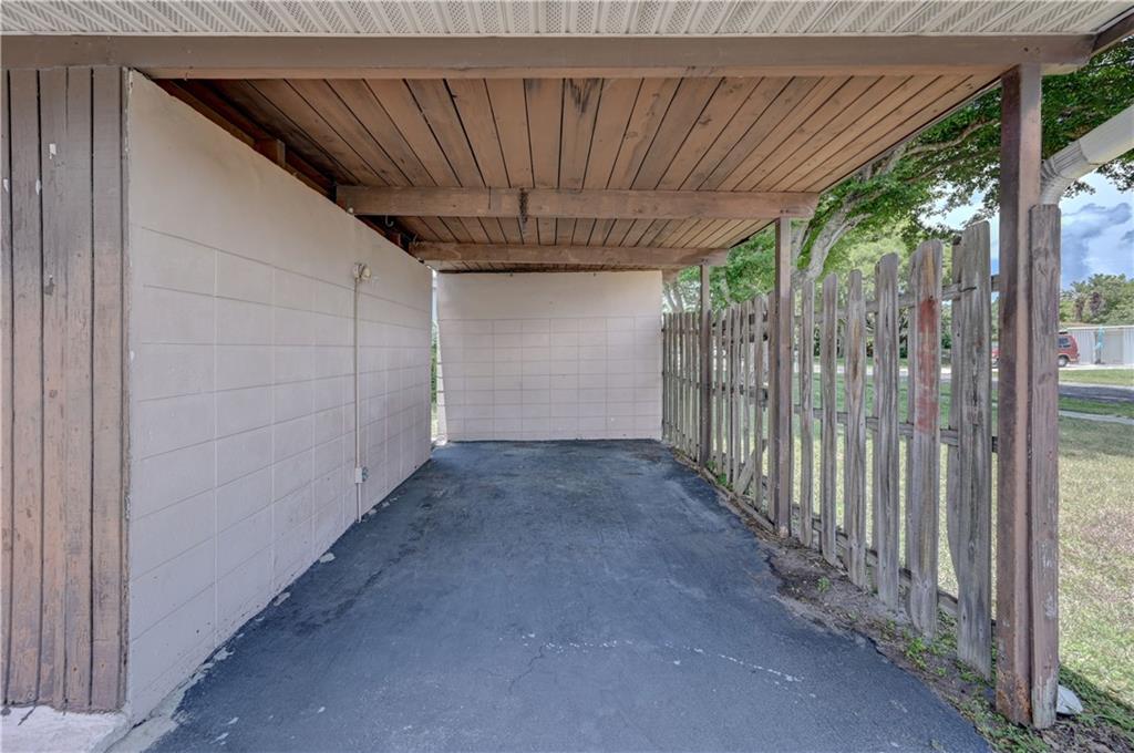 Lyons Park - Residential