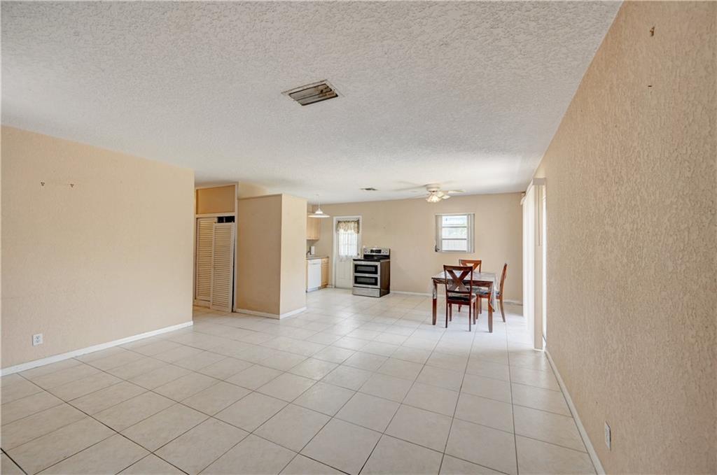 Lyons Park - Residential
