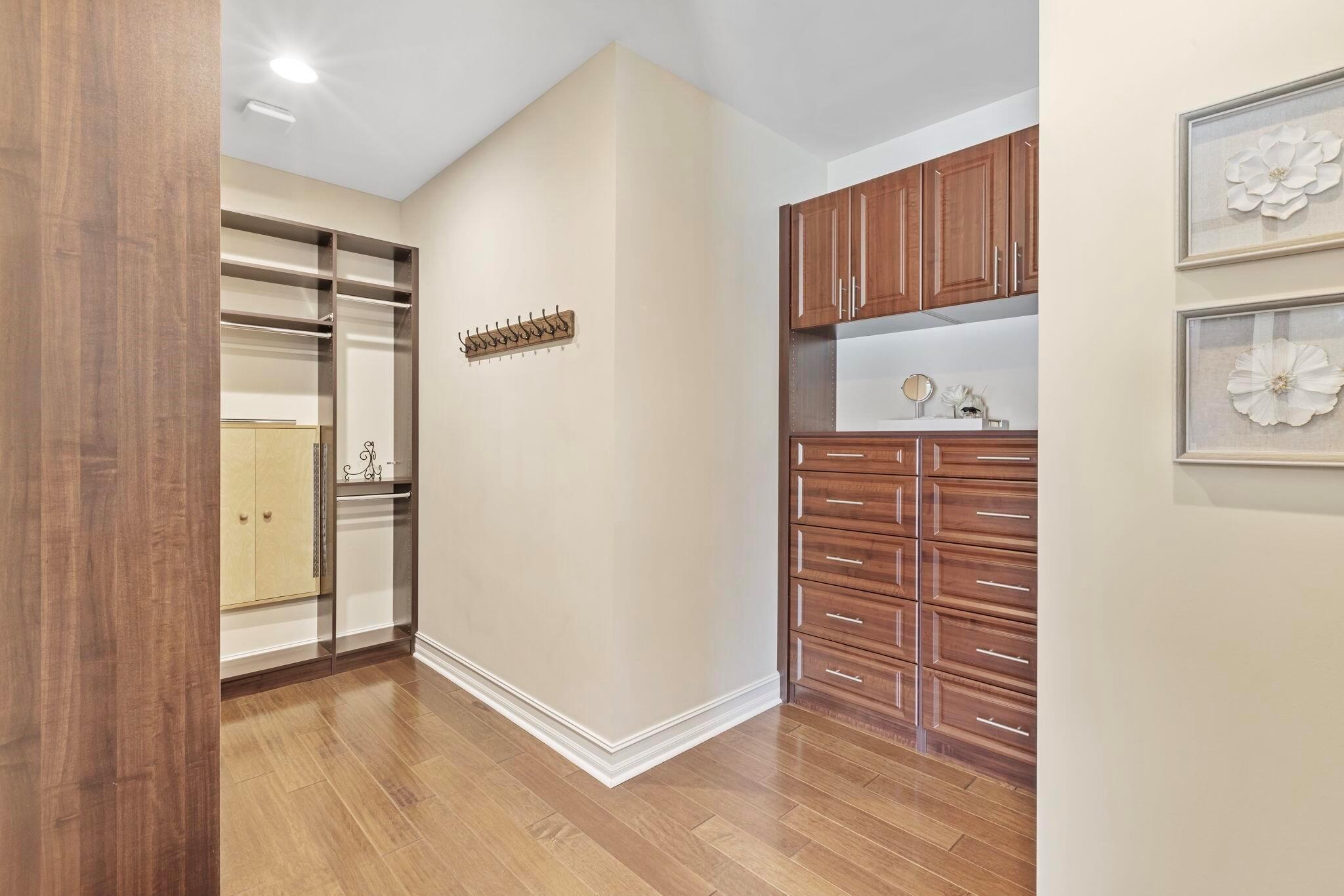 RIVERBEND - Residential