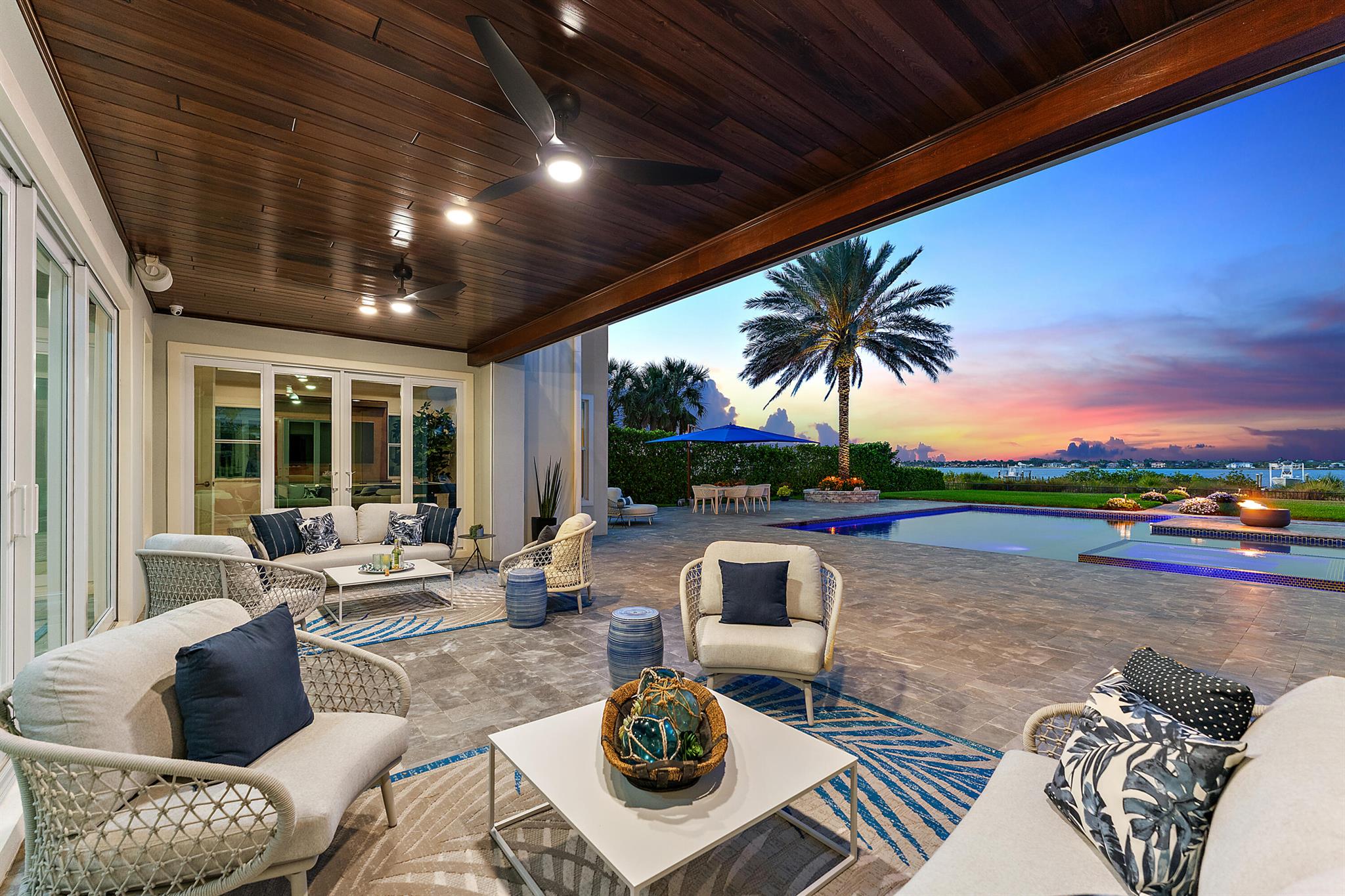 RIVERBEND - Residential