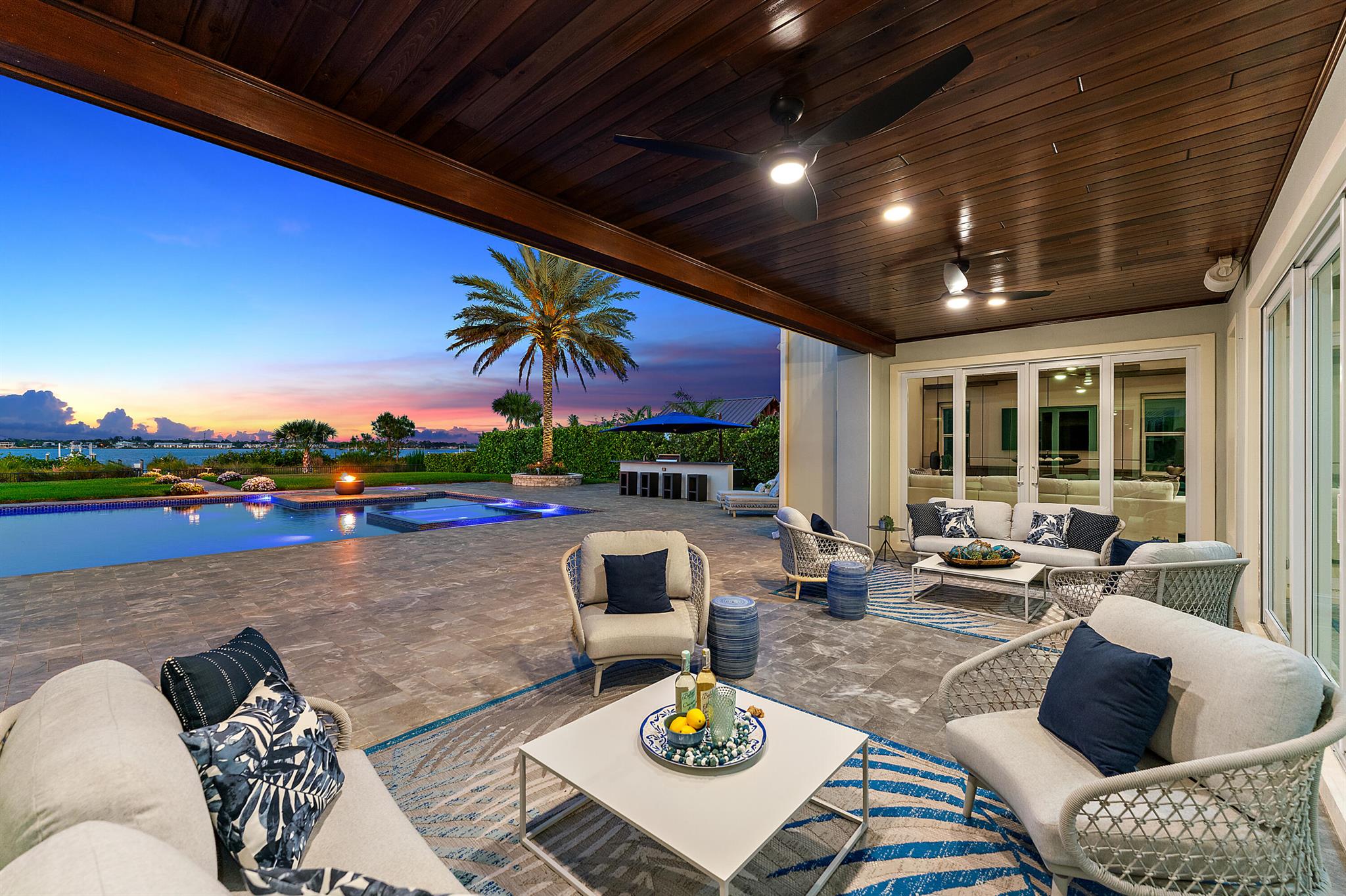 RIVERBEND - Residential