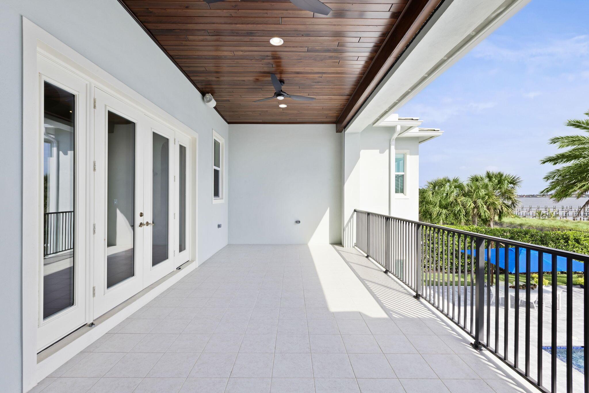 RIVERBEND - Residential