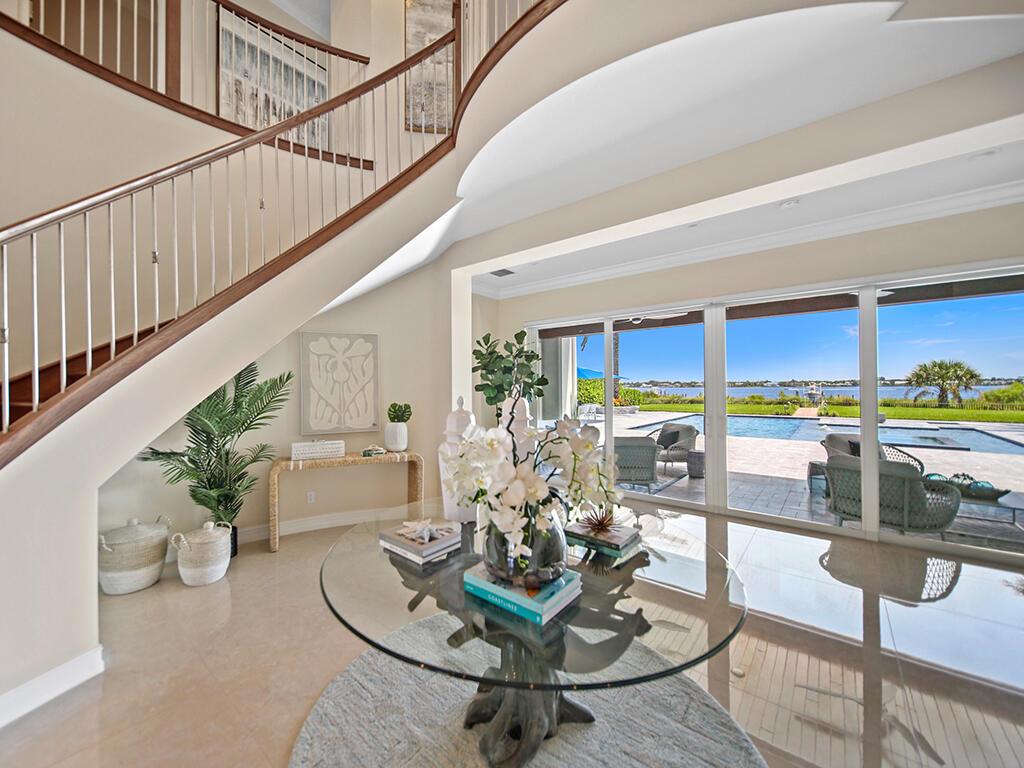 RIVERBEND - Residential