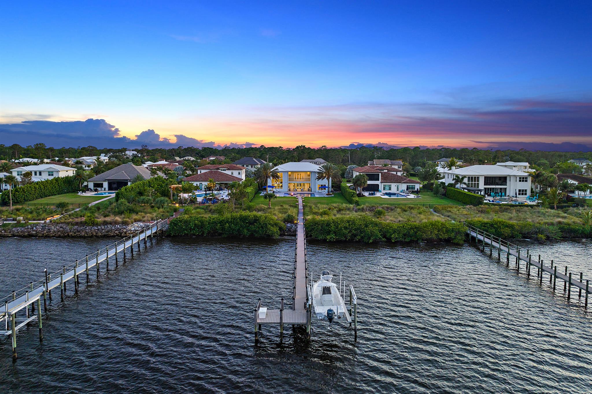 RIVERBEND - Residential