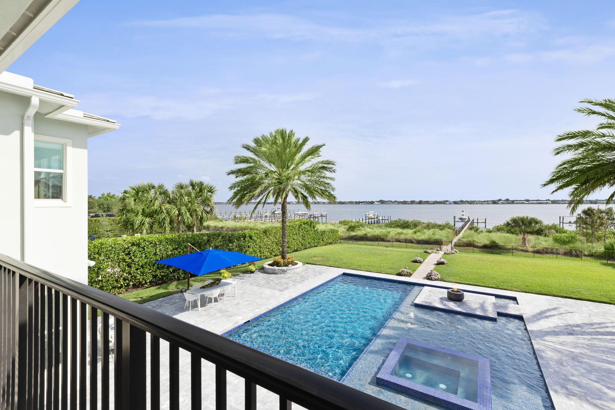 RIVERBEND - Residential