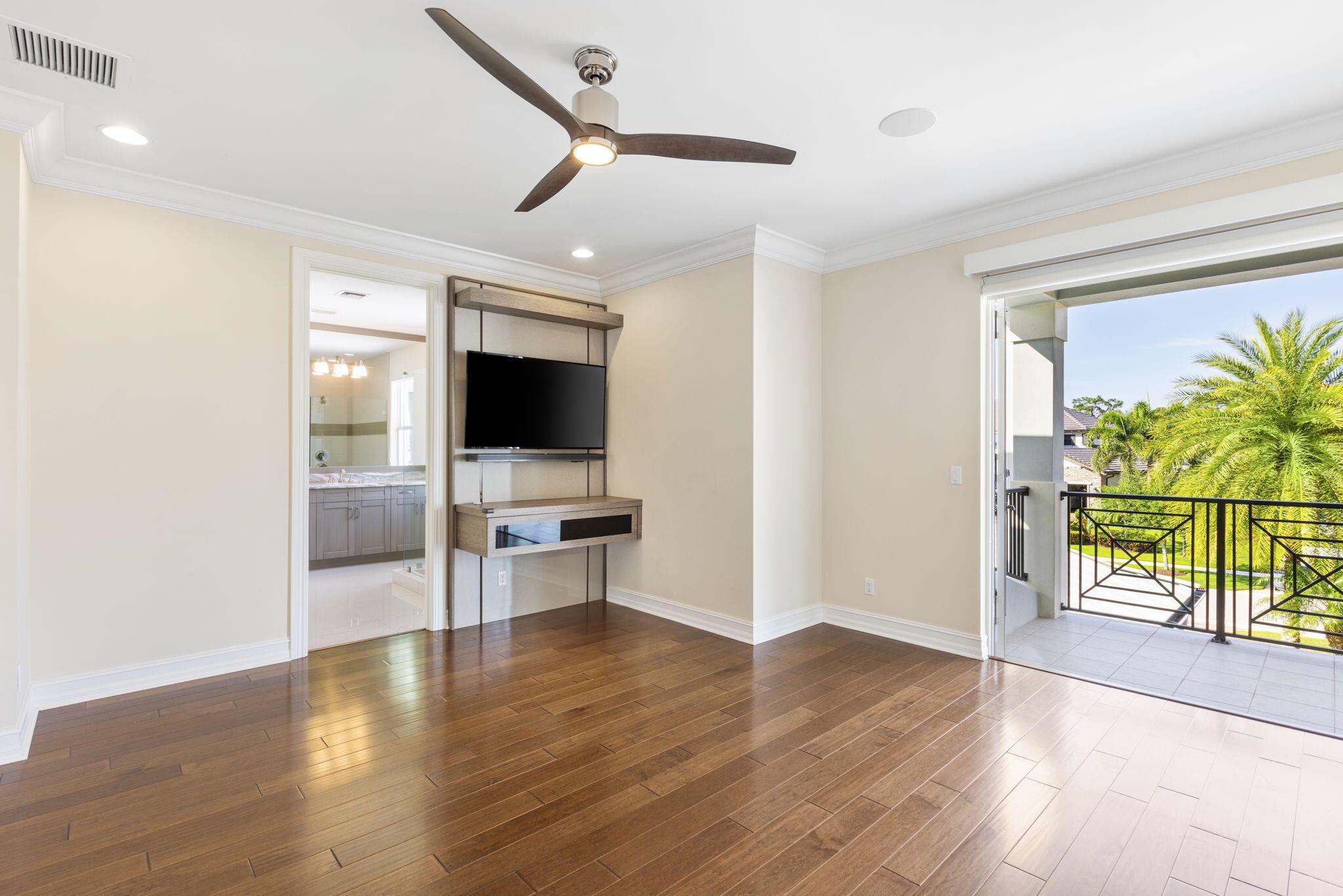 RIVERBEND - Residential