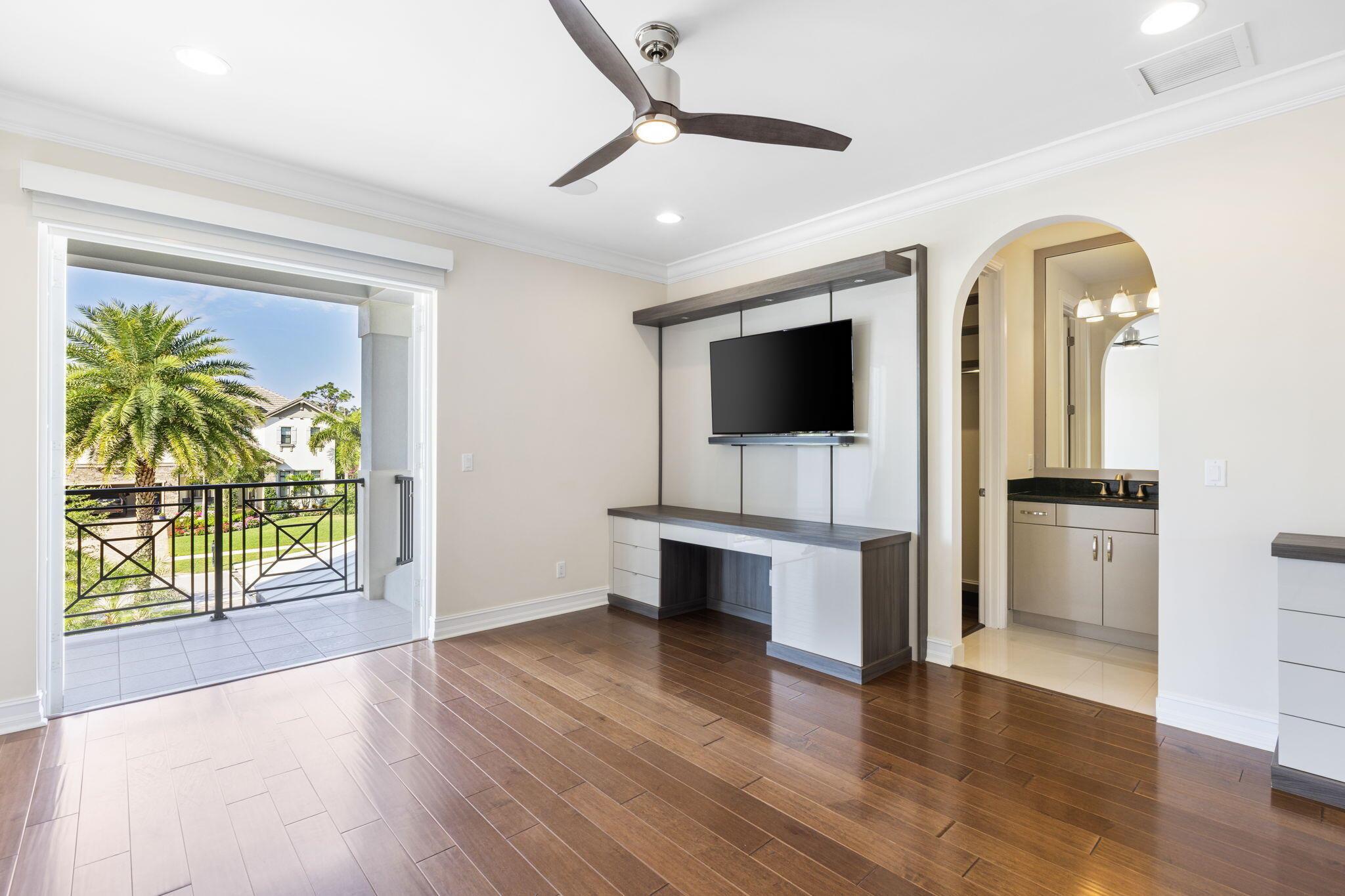 RIVERBEND - Residential