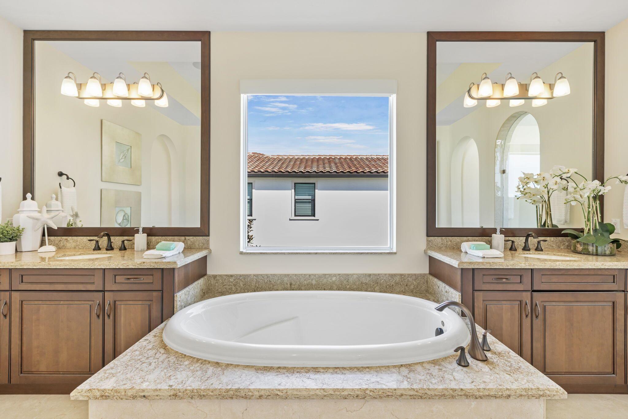 RIVERBEND - Residential