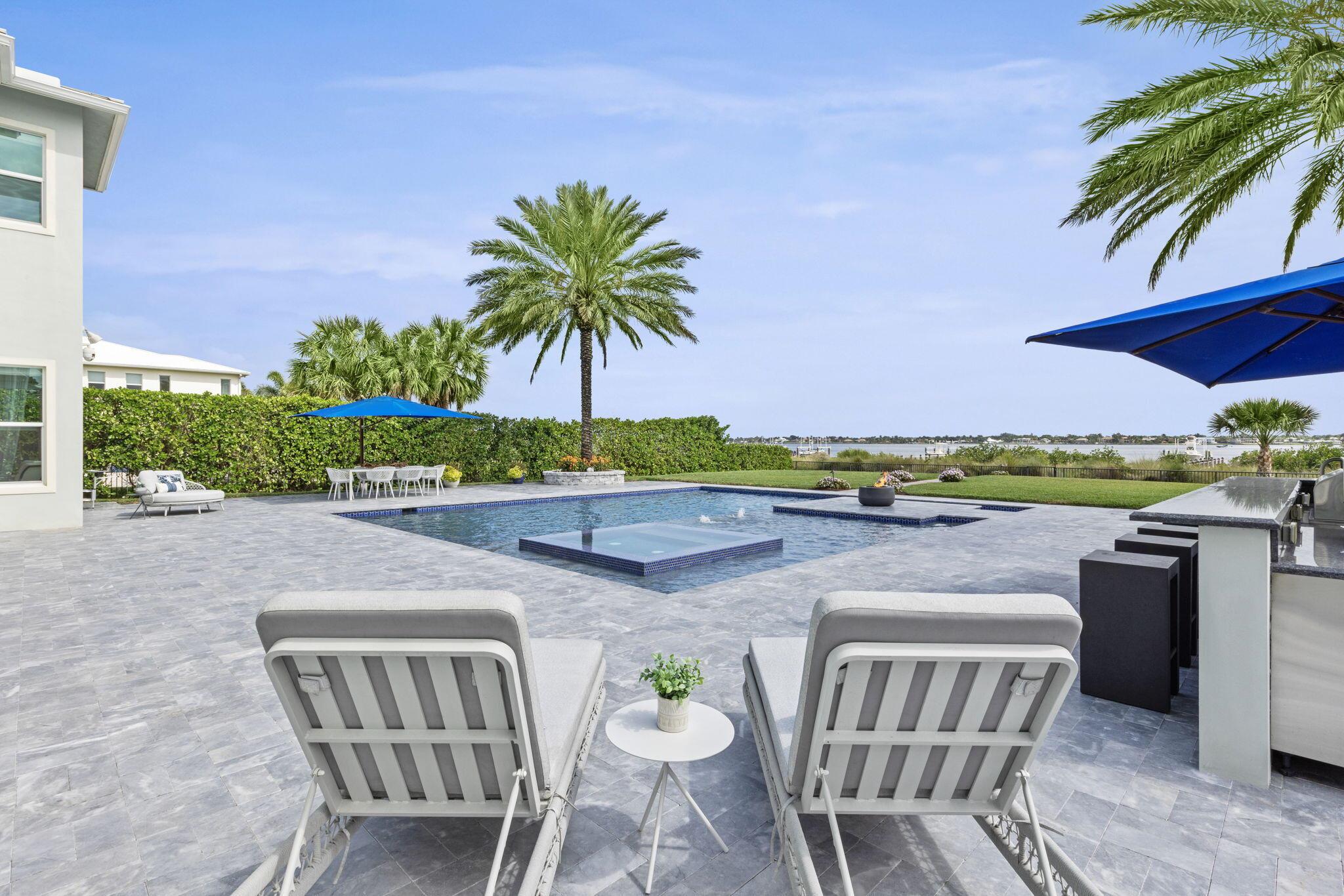 RIVERBEND - Residential