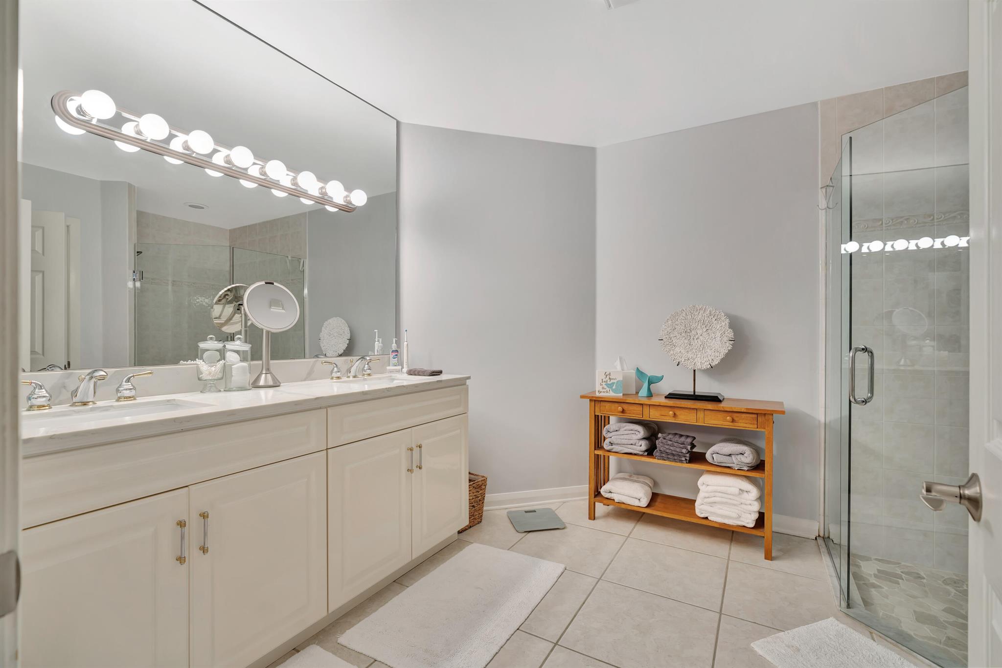 PIPERS LANDING - Residential