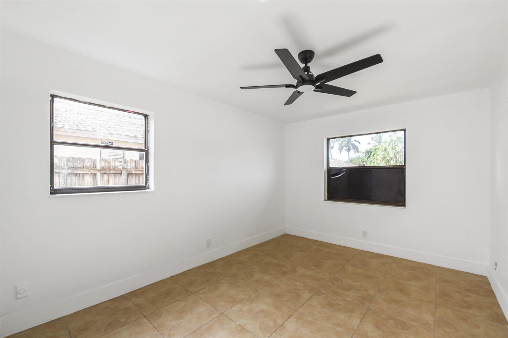 South Shore 4 of Wellingt - Residential Lease