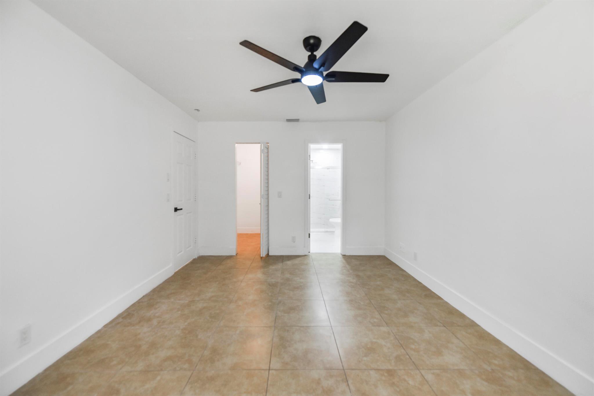 South Shore 4 of Wellingt - Residential Lease