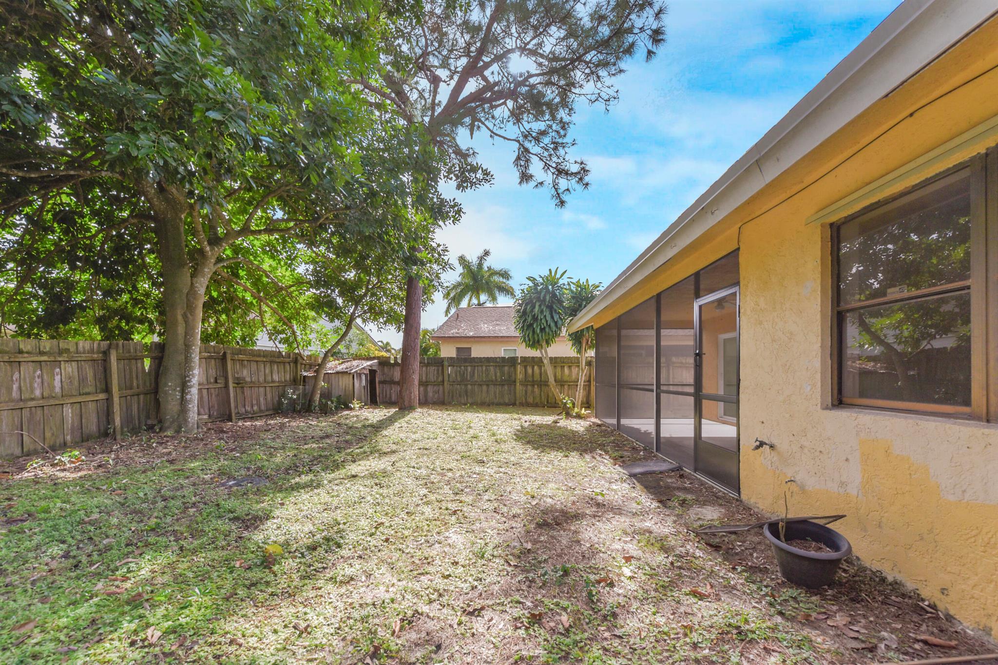 South Shore 4 of Wellingt - Residential Lease