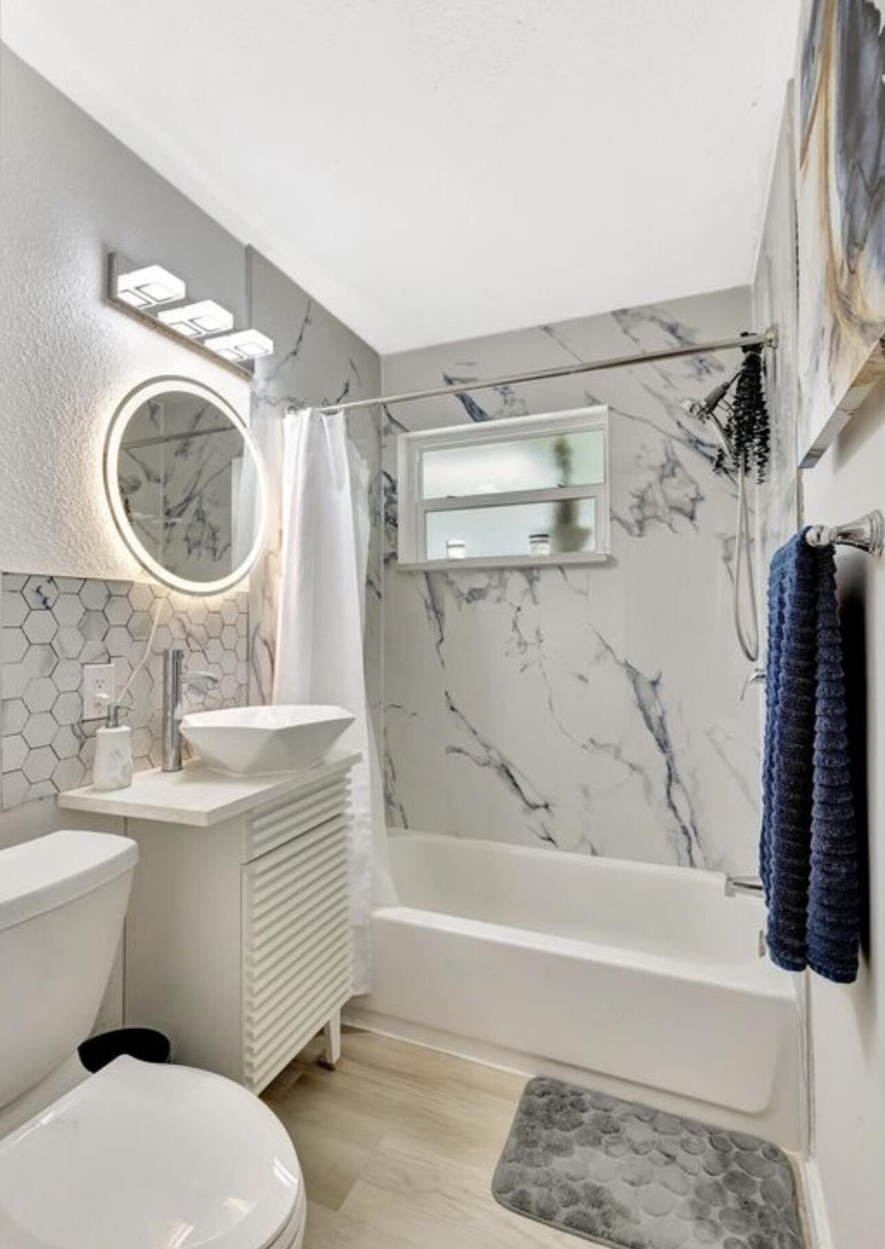 CHURCH CIRCLE - Residential