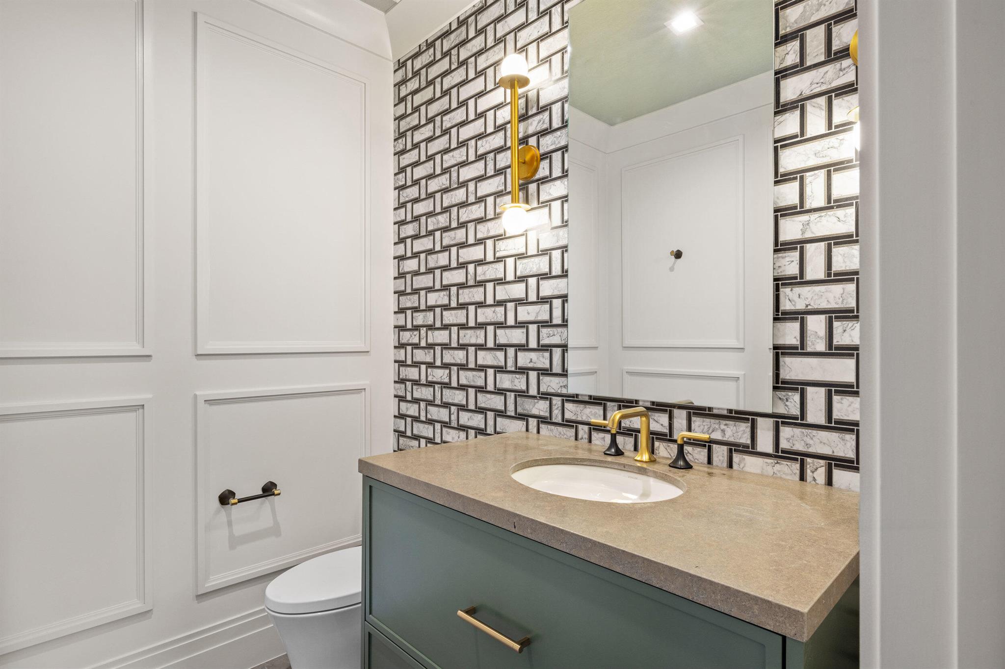 SOPHIA FREY - Residential