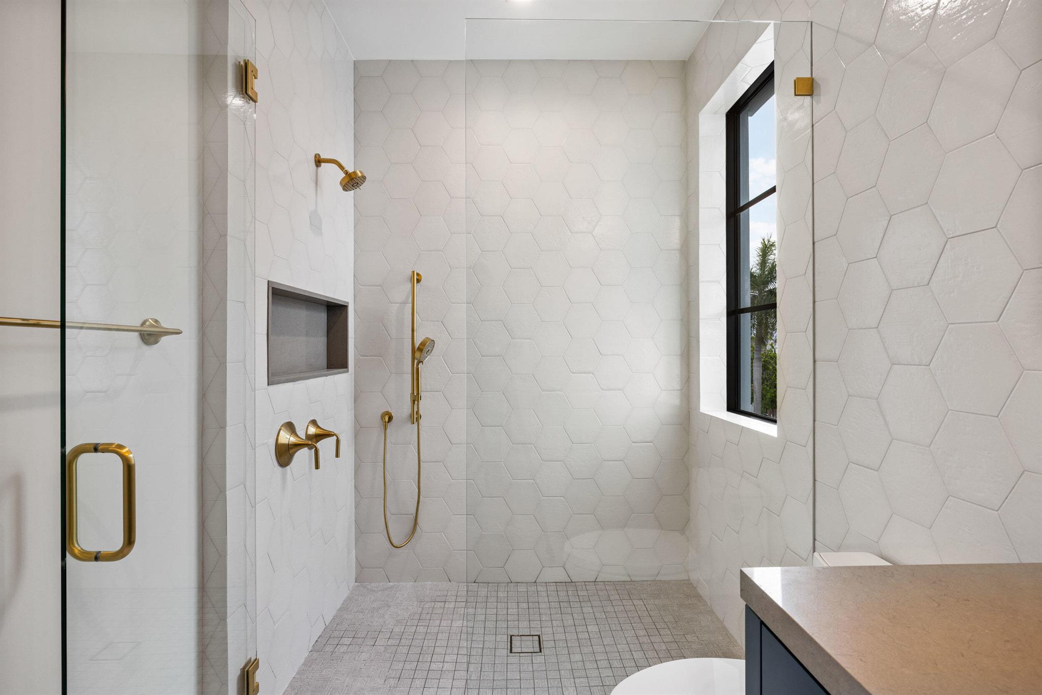 SOPHIA FREY - Residential