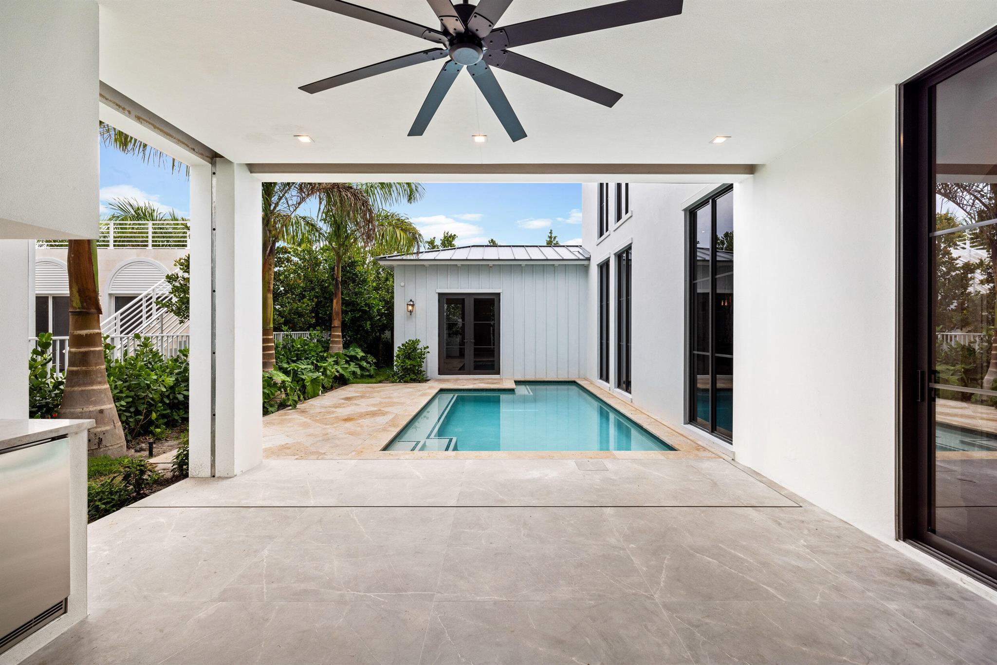 SOPHIA FREY - Residential