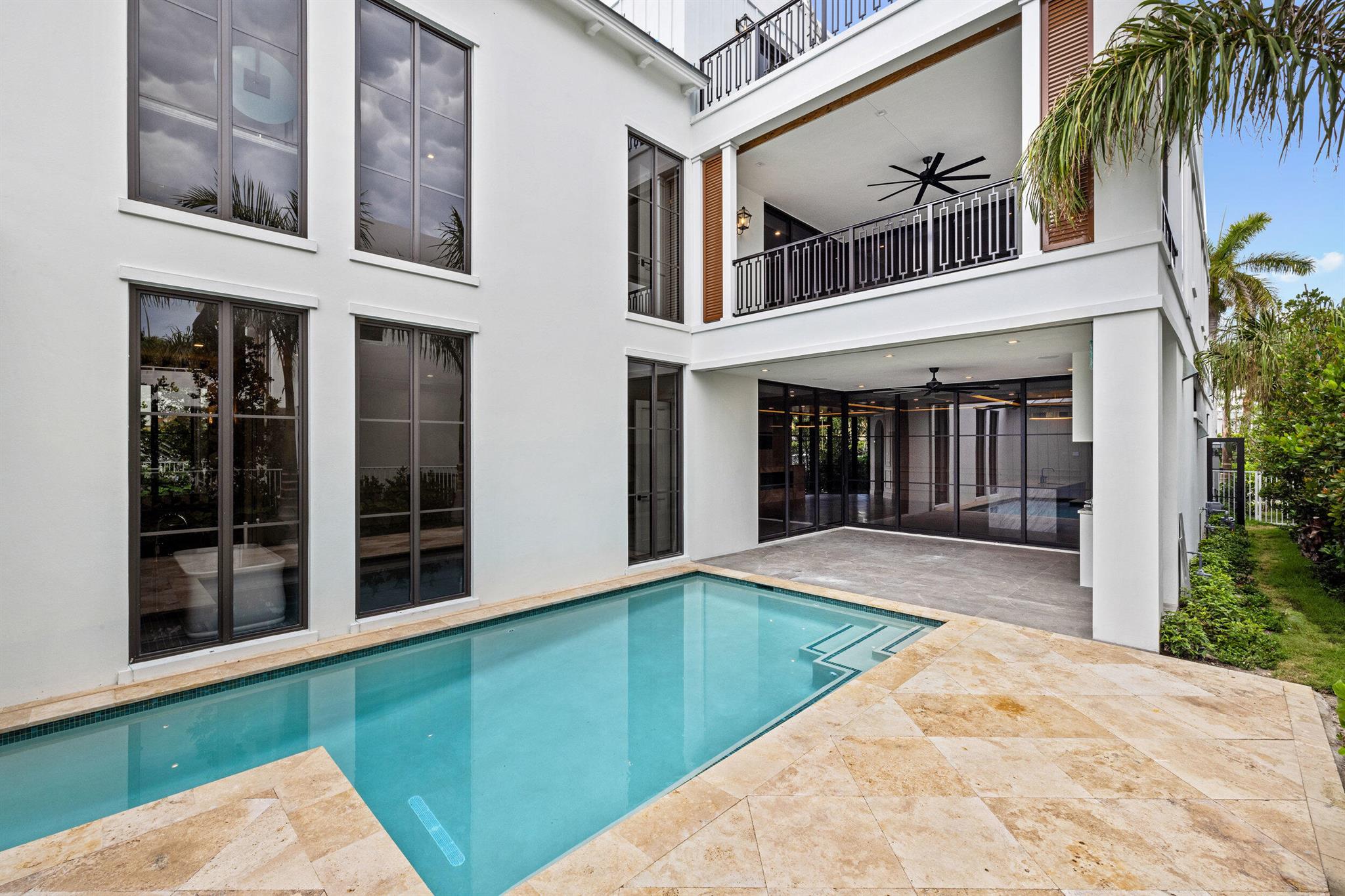 SOPHIA FREY - Residential