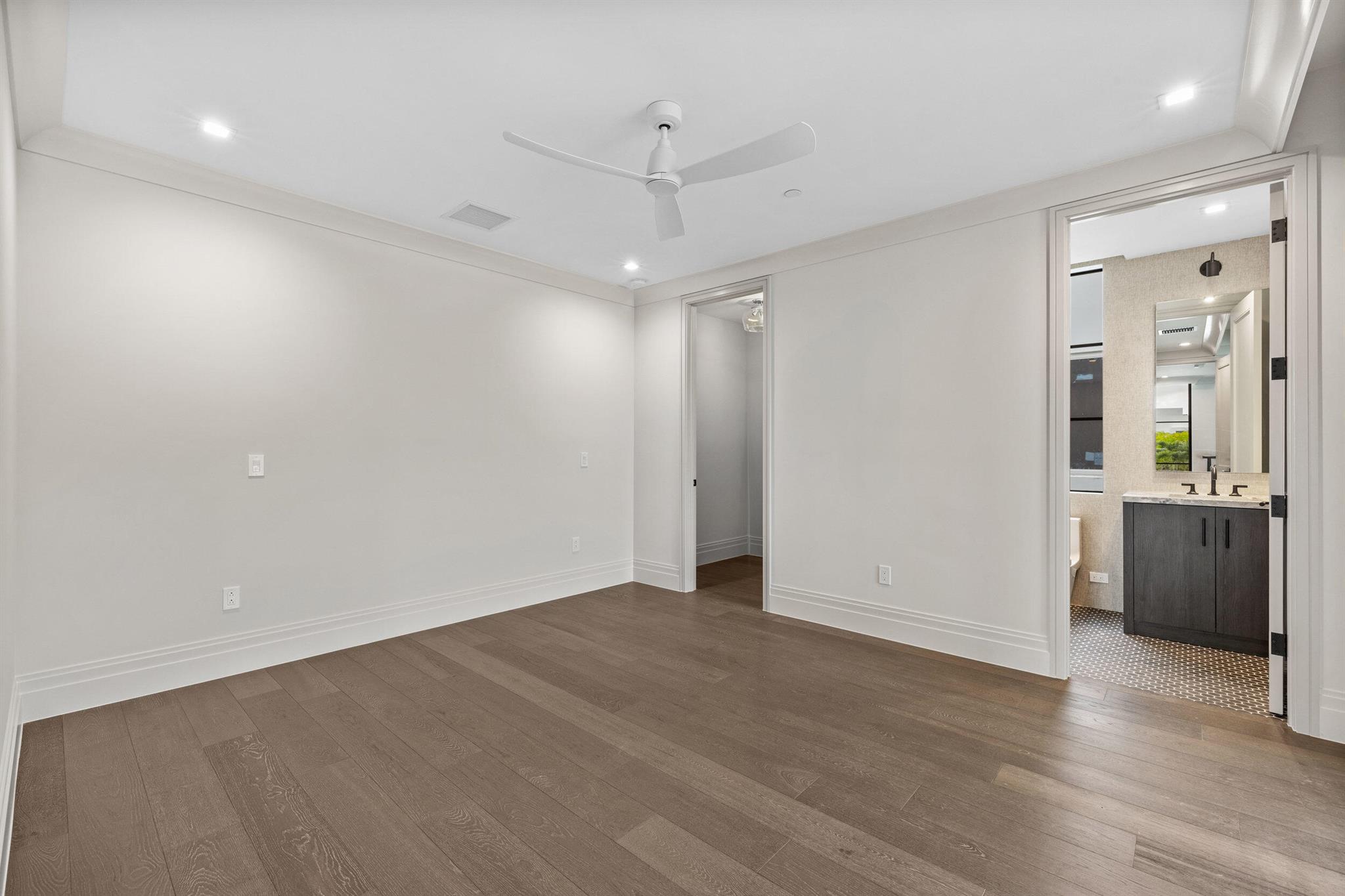 SOPHIA FREY - Residential