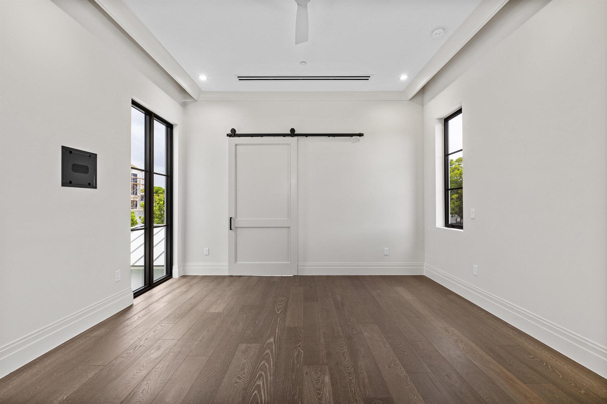 SOPHIA FREY - Residential