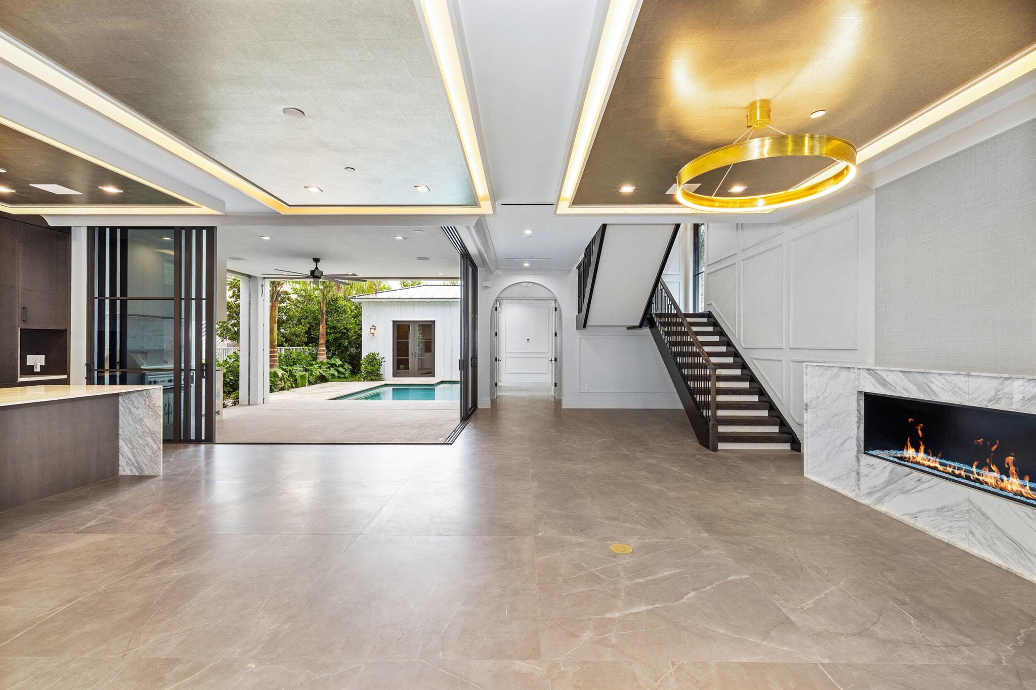 814 Palm Trail