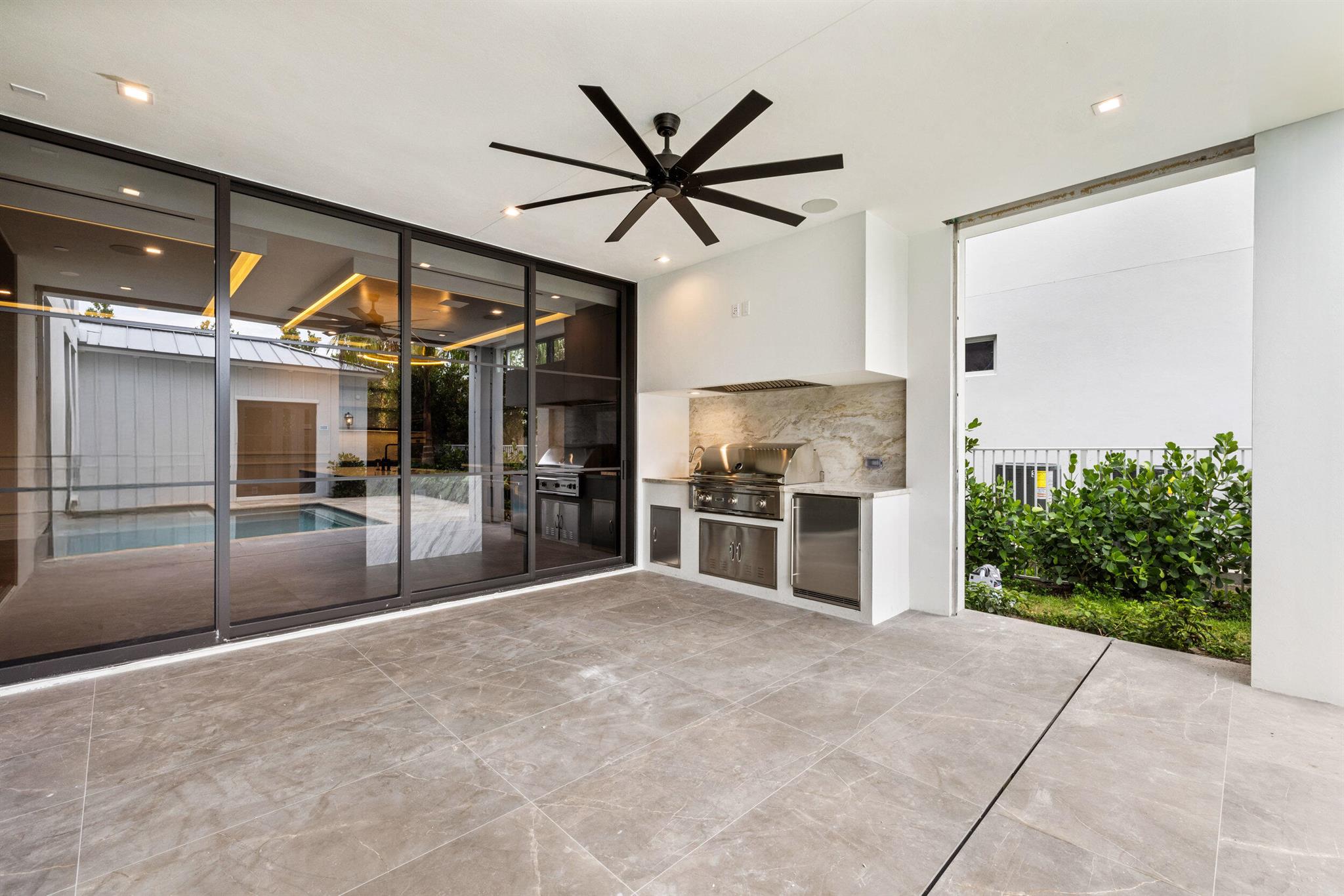 SOPHIA FREY - Residential