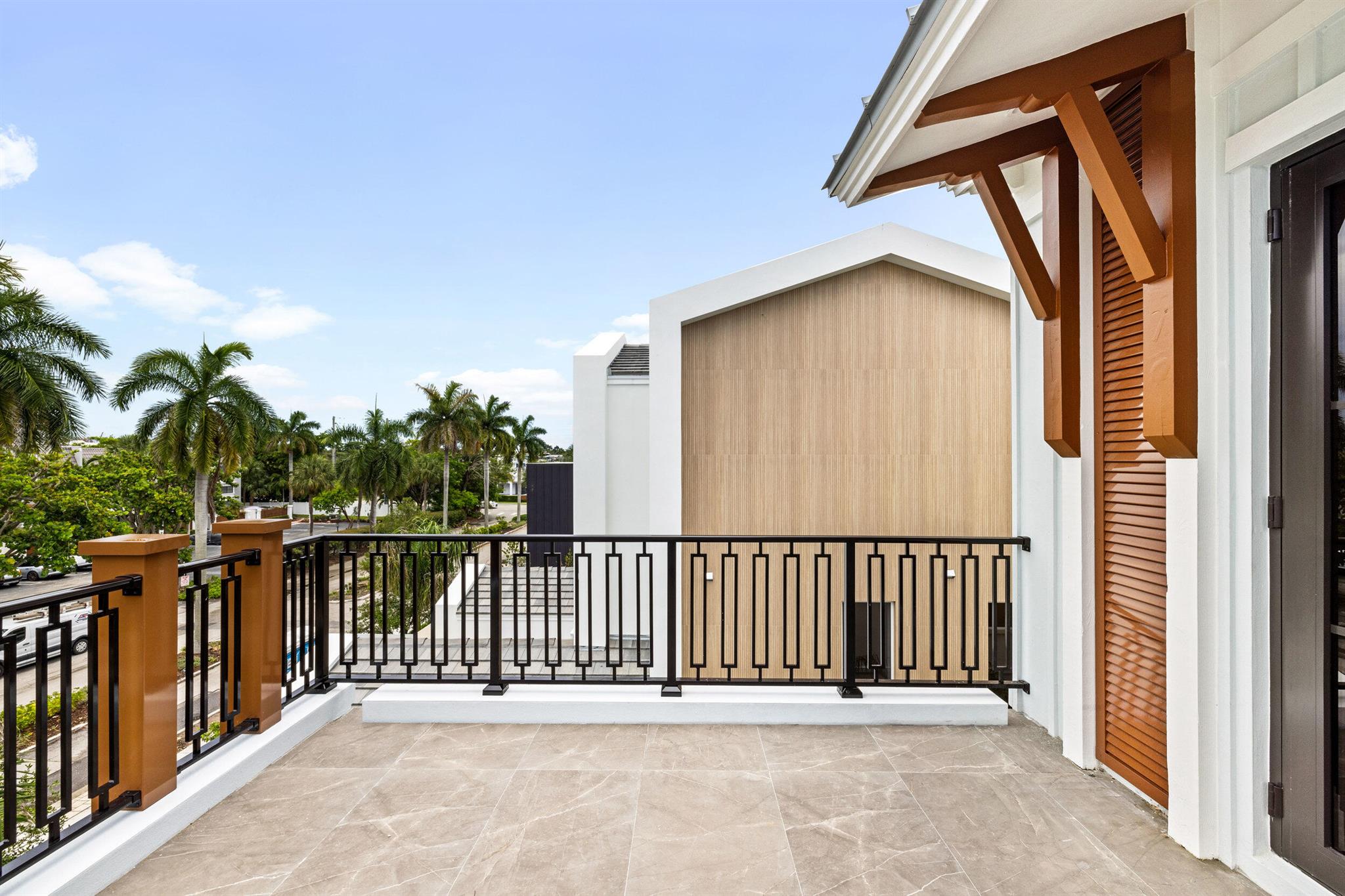 SOPHIA FREY - Residential