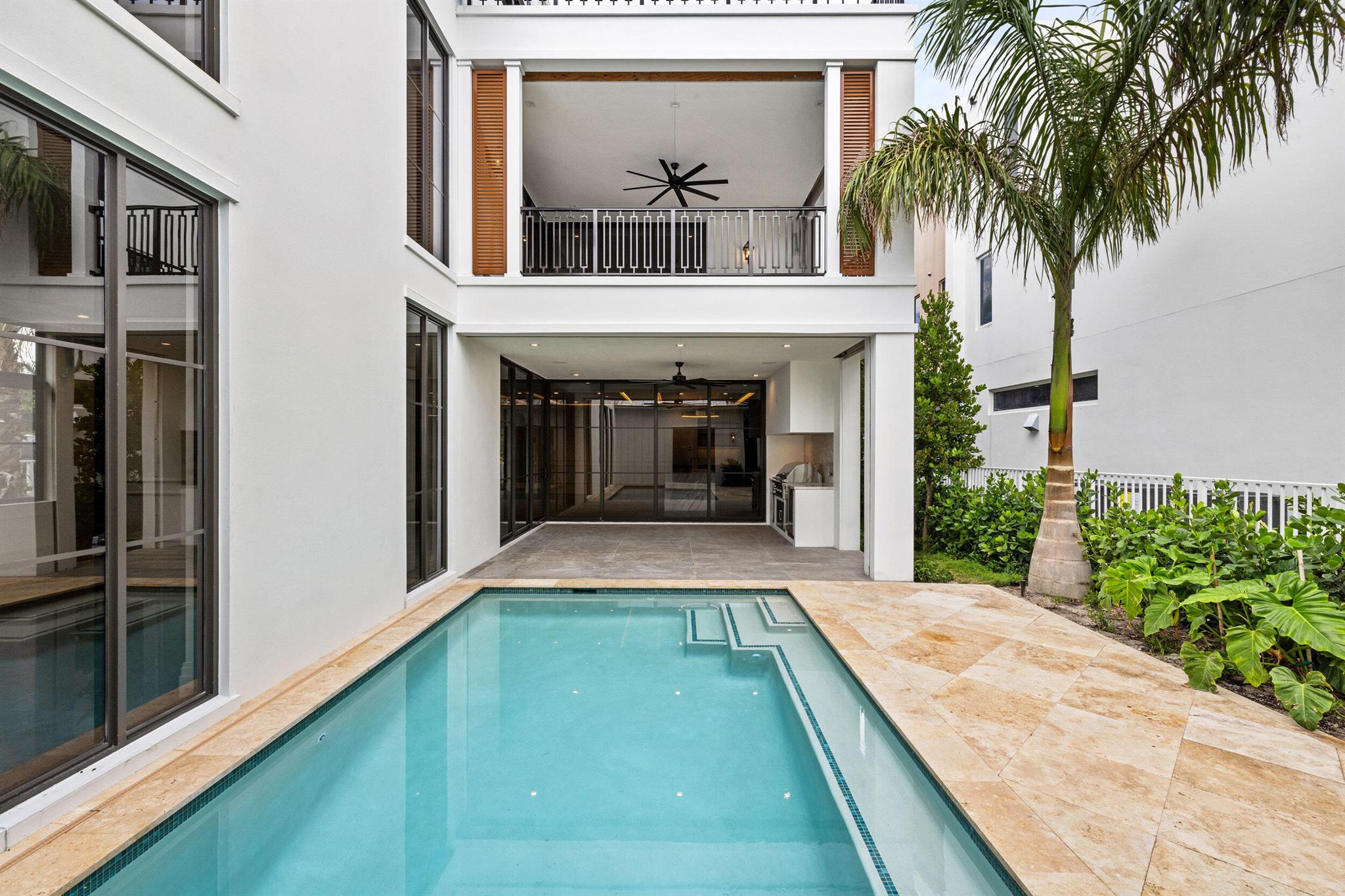 SOPHIA FREY - Residential