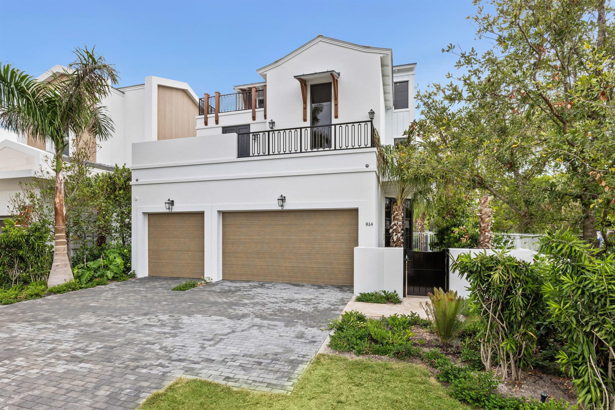 814 Palm Trail