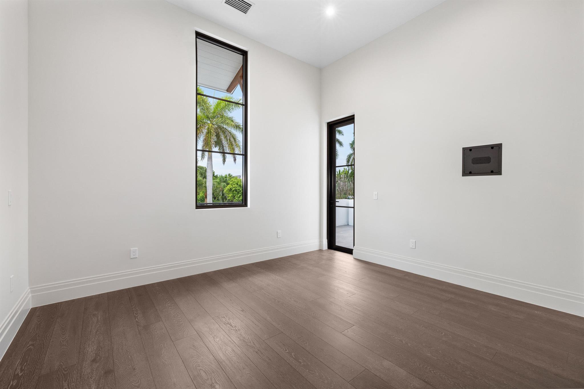 SOPHIA FREY - Residential