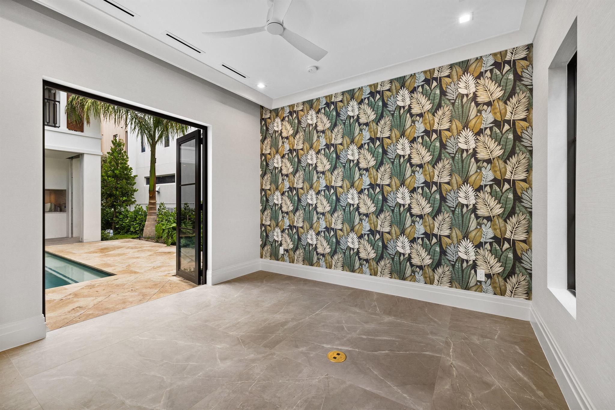 SOPHIA FREY - Residential