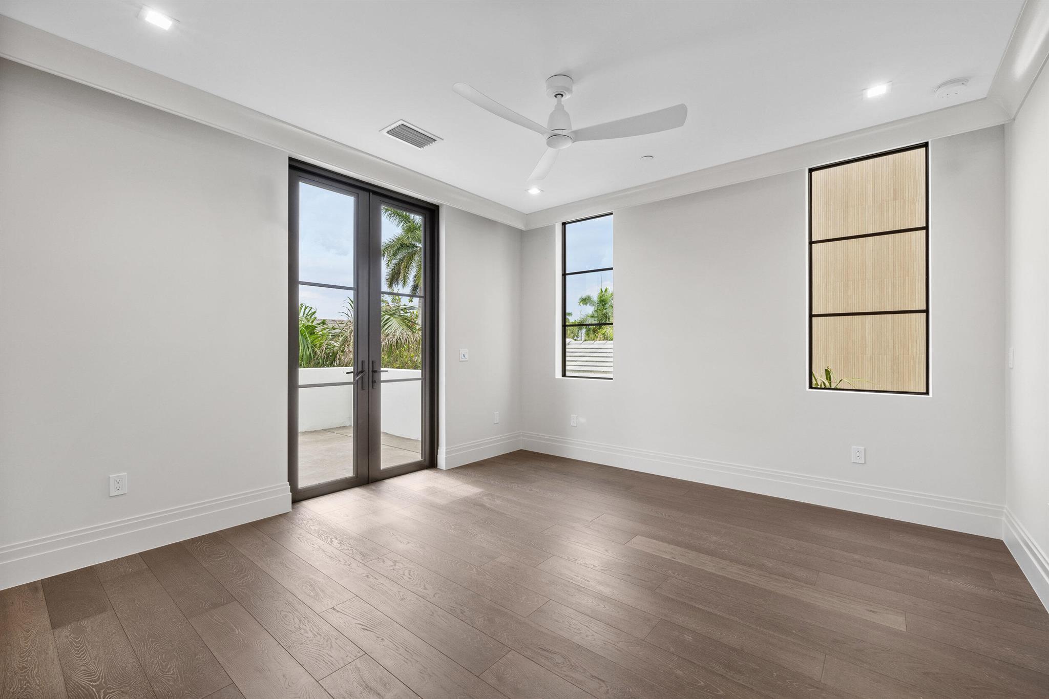 SOPHIA FREY - Residential