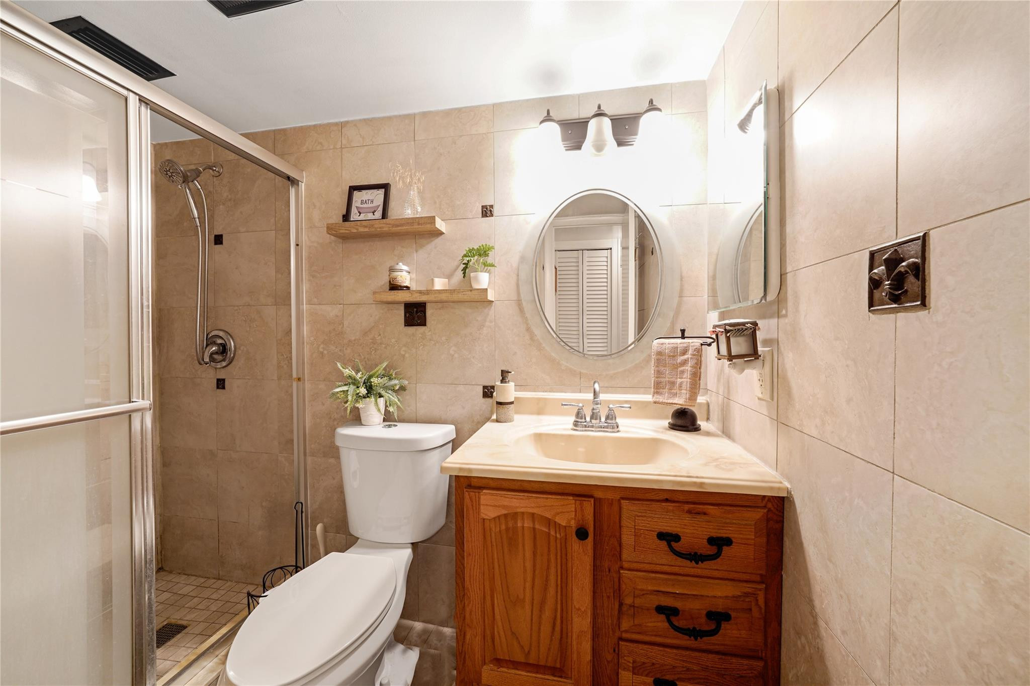 ORIOLE GARDENS TWO 40 CONDO - Residential