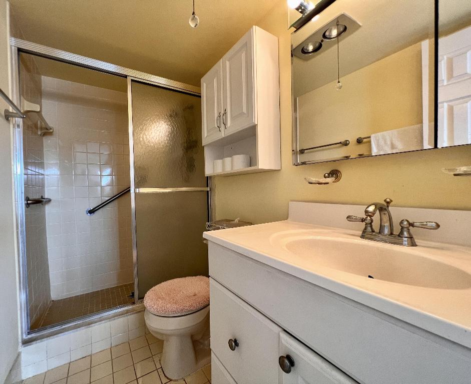 CENTURY VILLAGE -STRATFORD CONDOMINIUM - Residential