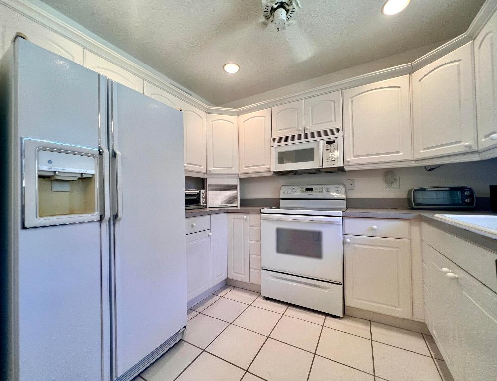 CENTURY VILLAGE -STRATFORD CONDOMINIUM - Residential