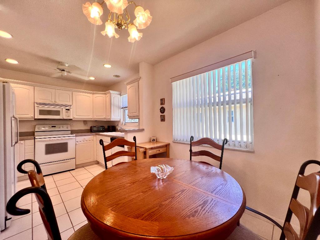 CENTURY VILLAGE -STRATFORD CONDOMINIUM - Residential