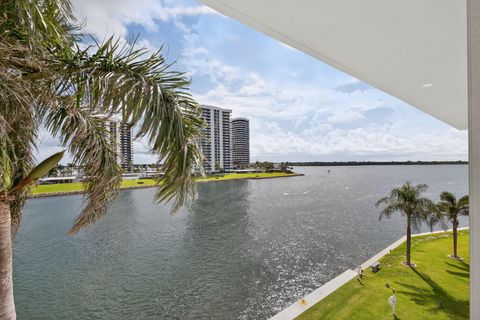 28 Yacht Club Drive 409 North Palm Beach FL 33408