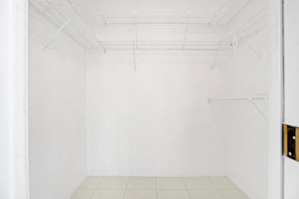 BELFORT CONDOMINIUM E - Residential