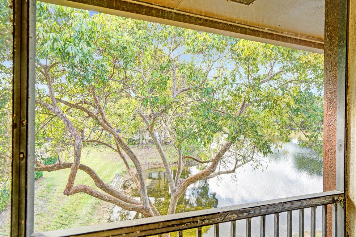 BELFORT CONDOMINIUM E - Residential