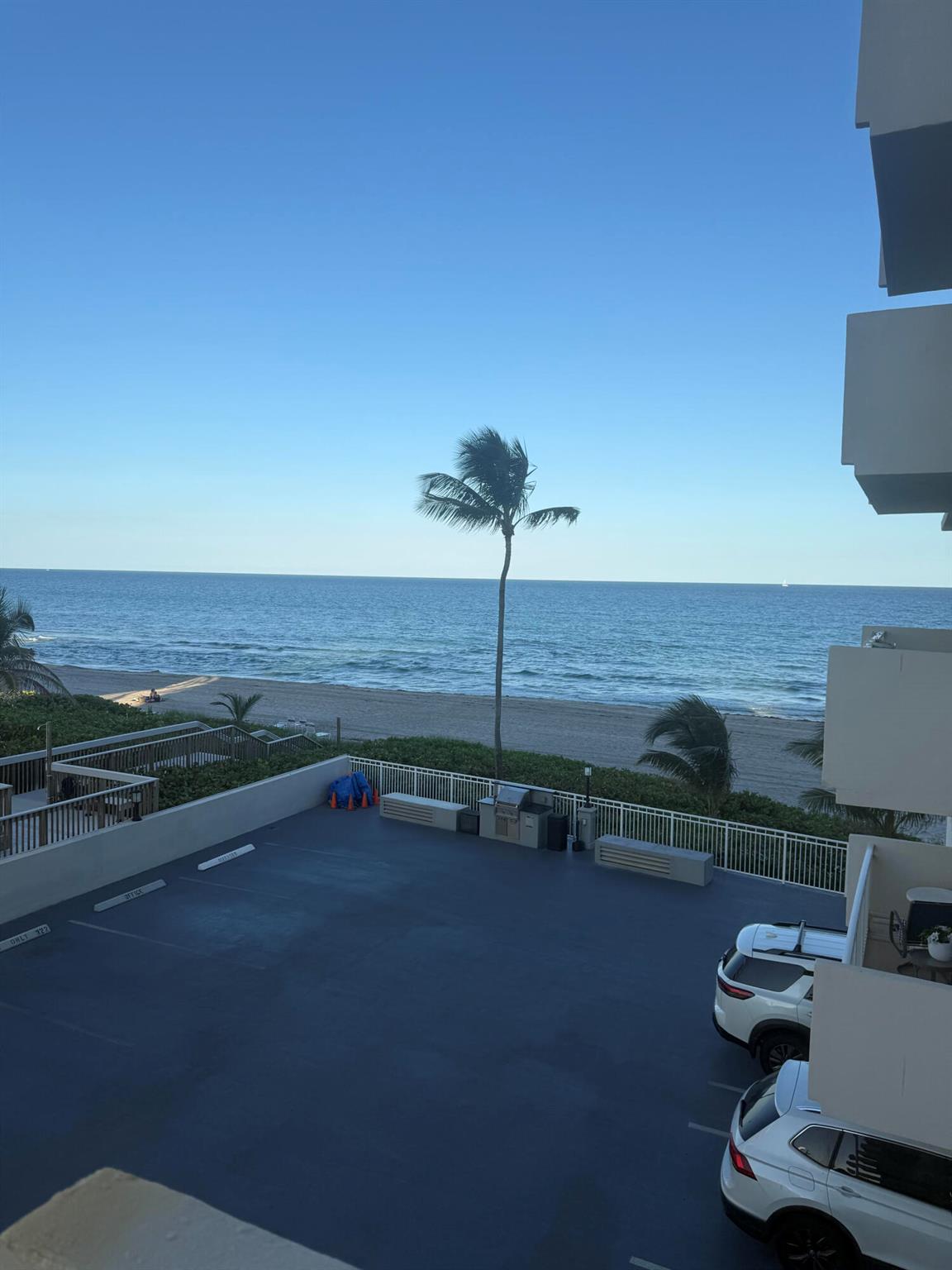 AMBASSADORS V NORTH CONDO - Residential Lease