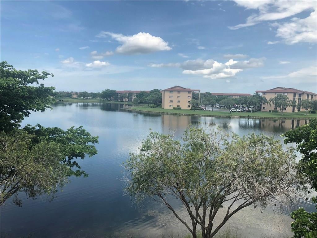 Photo of 1001 SW 141st Avenue #311k, Pembroke Pines, FL 33027 (MLS # B26041050)
