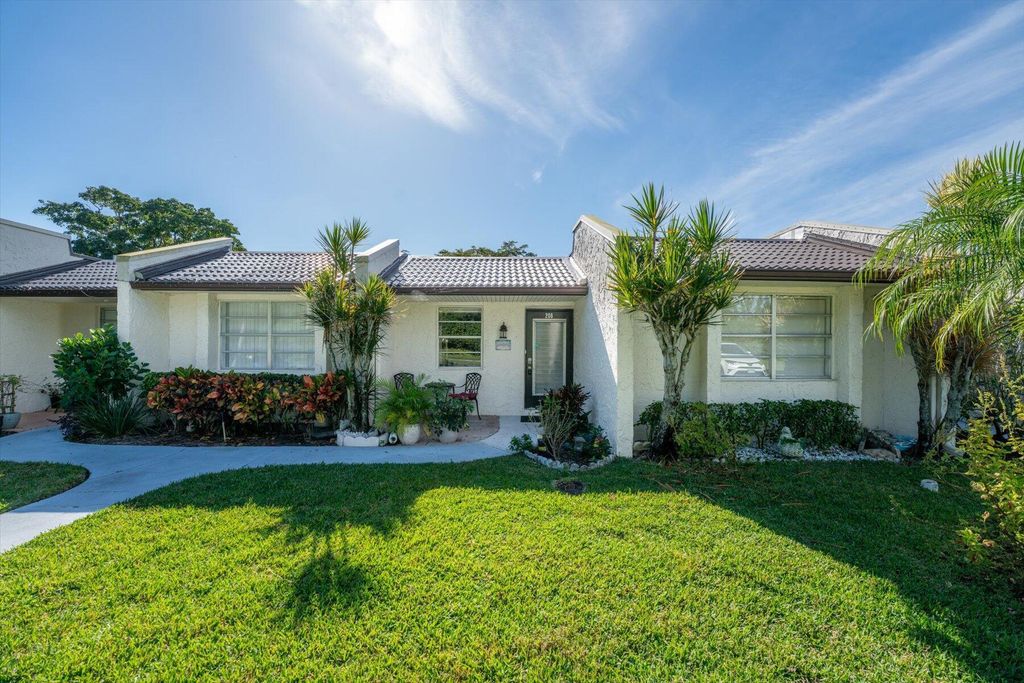 Photo of 206 Lake Constance Drive, West Palm Beach, FL 33411 (MLS # R10856879)