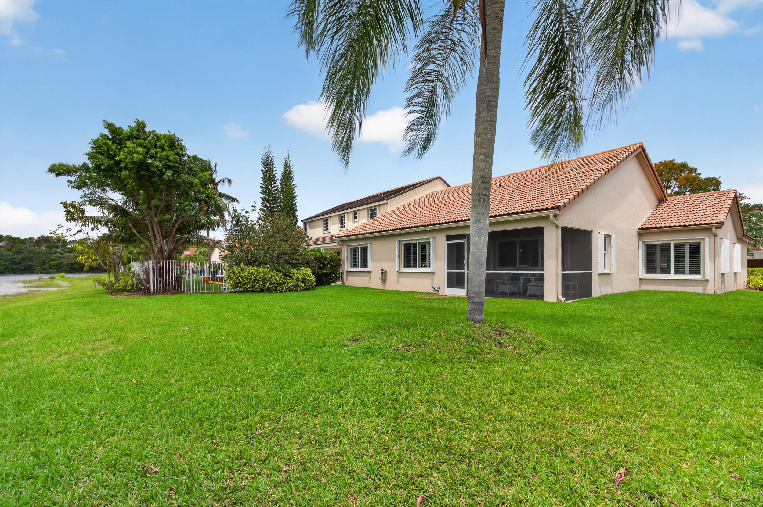 Cameron Lakes - Residential