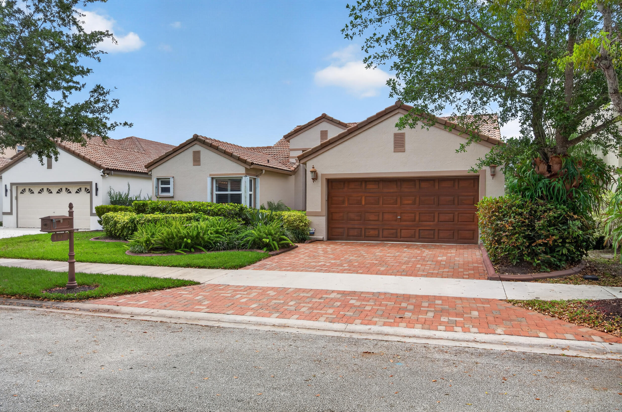 Cameron Lakes - Residential