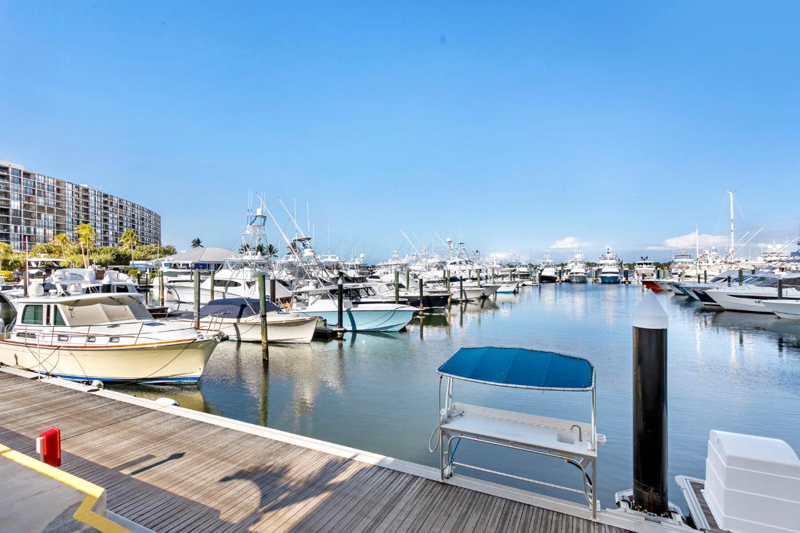 OLD PORT COVE CONDO FIVE - Residential